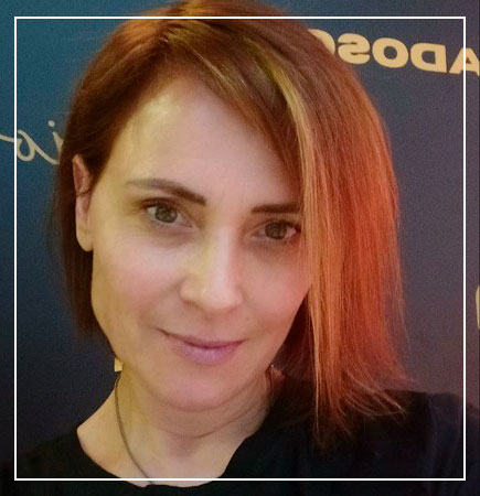 Cati Romero en Floristería Crisangel, Benidorm