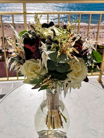 Ramo de novios para bodas en Floristería Crisangel, Benidorm